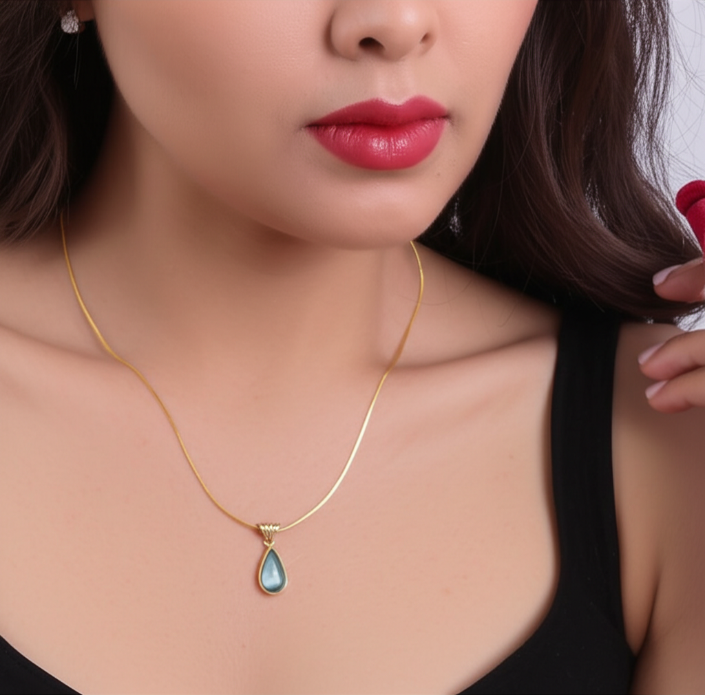 Lustrous Teardrop Pendant Necklace